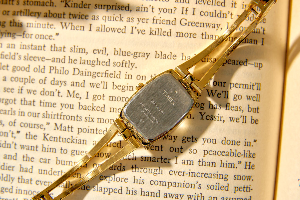 Vintage Watch  -  Timex  美國復古款女錶